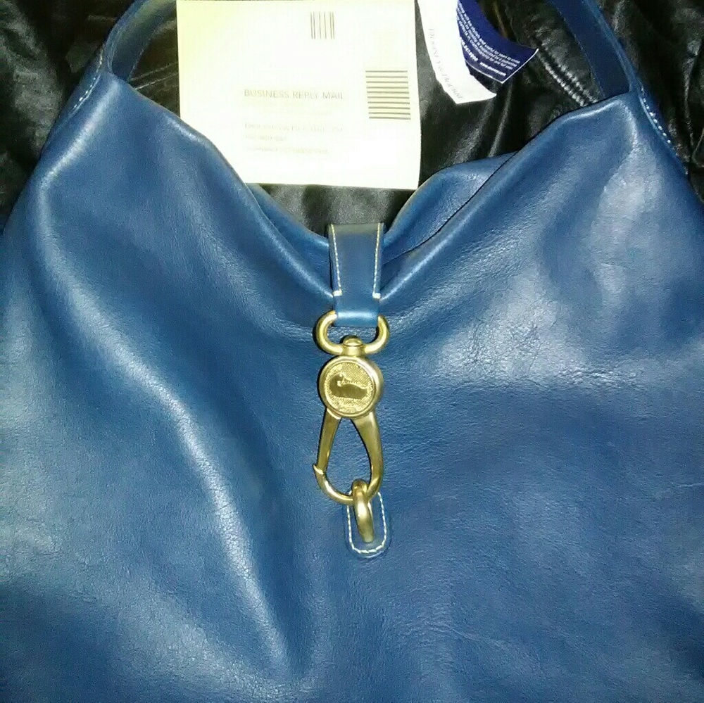 NWT Dooney & Burke leather bag